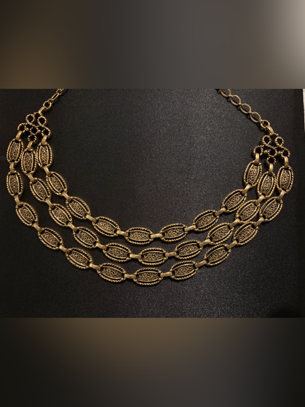 Sarah Coventry Desert Flowers necklace